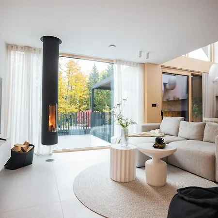 Villa Lanina Luxury Mountain Escape *