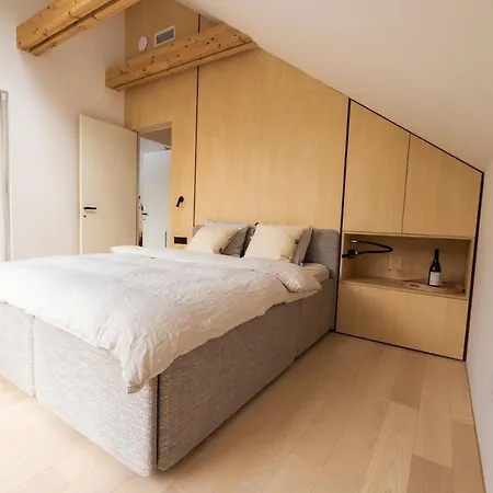 Lanina Luxury Mountain Escape Villa *