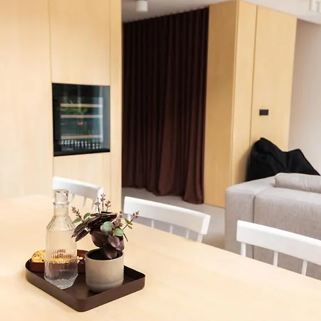 Lanina Luxury Mountain Escape ヴィラ