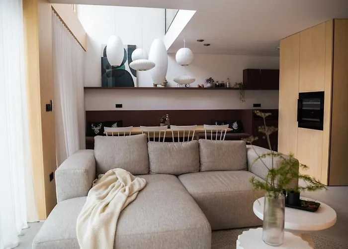 ヴィラ Lanina Luxury Mountain Escape ホコ・ポホリェ