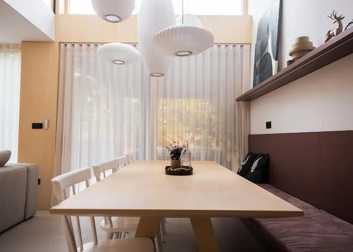 Lanina Luxury Mountain Escape *